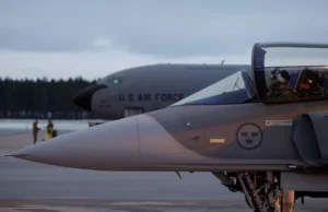 瑞典 JAS 鹰狮战斗机