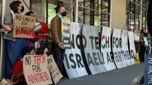 谷歌的几名员工抗议公司与以色列的云计算合同