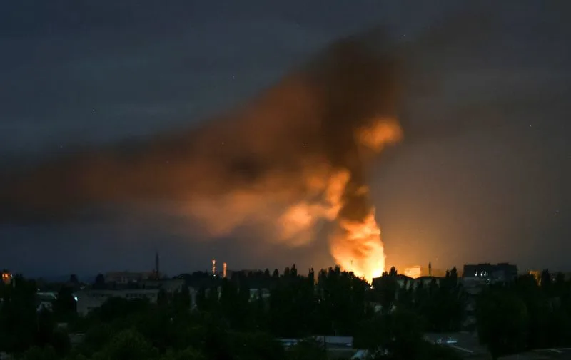 俄罗斯无人机摧毁基辅附近的乌克兰电力设施